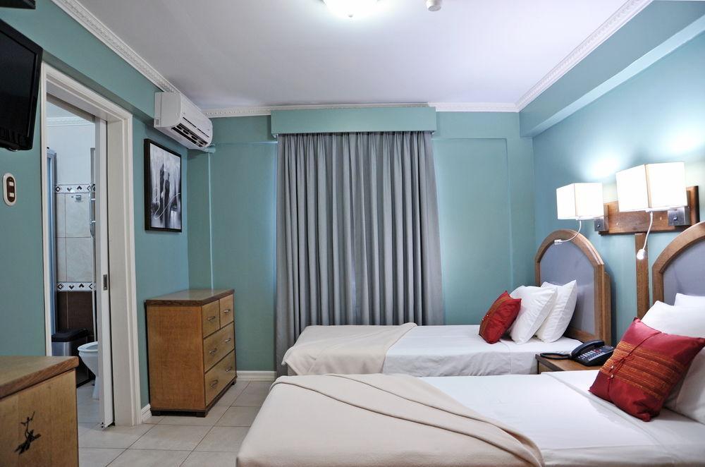 Culture Crossroads Inn Port of Spain Bagian luar foto