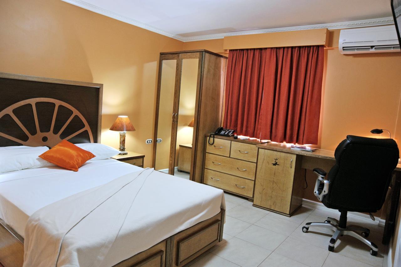Culture Crossroads Inn Port of Spain Bagian luar foto