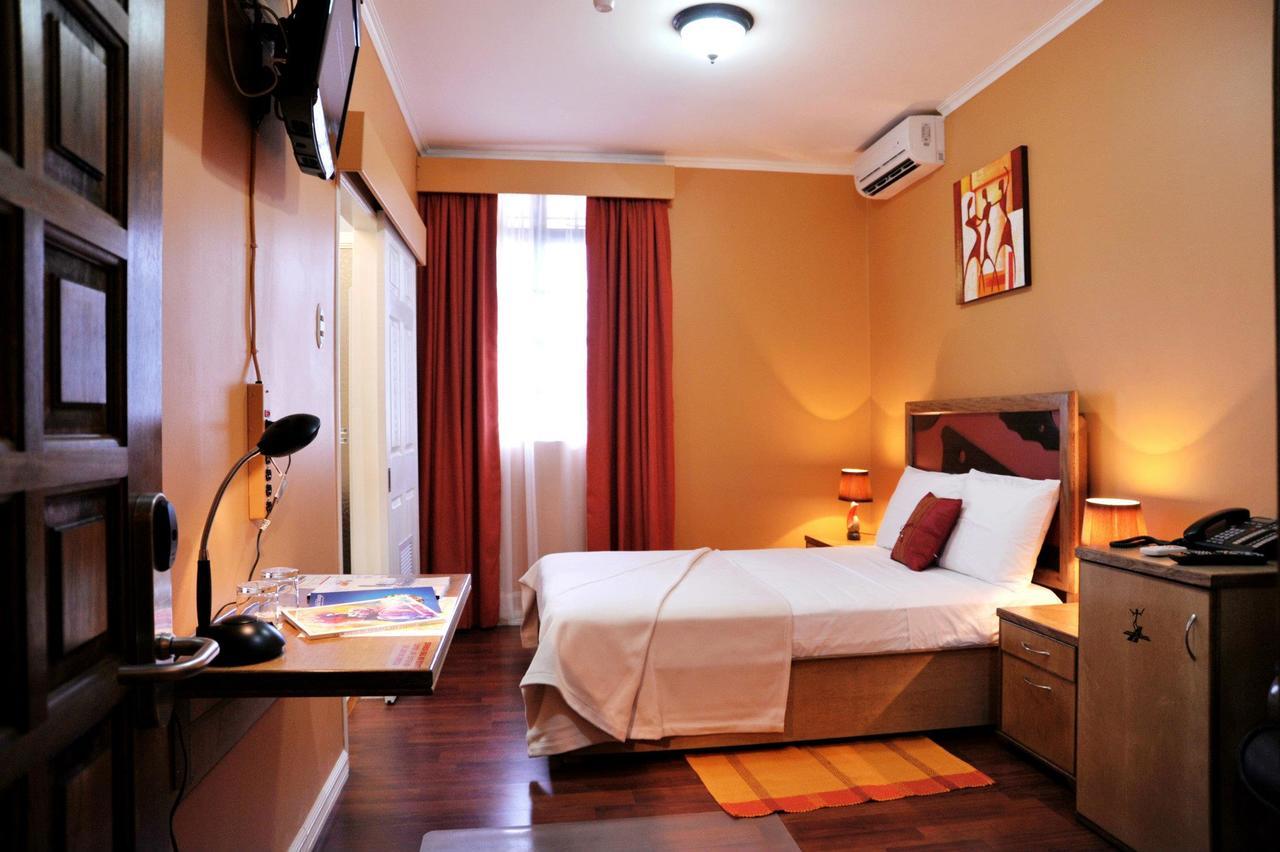 Culture Crossroads Inn Port of Spain Bagian luar foto