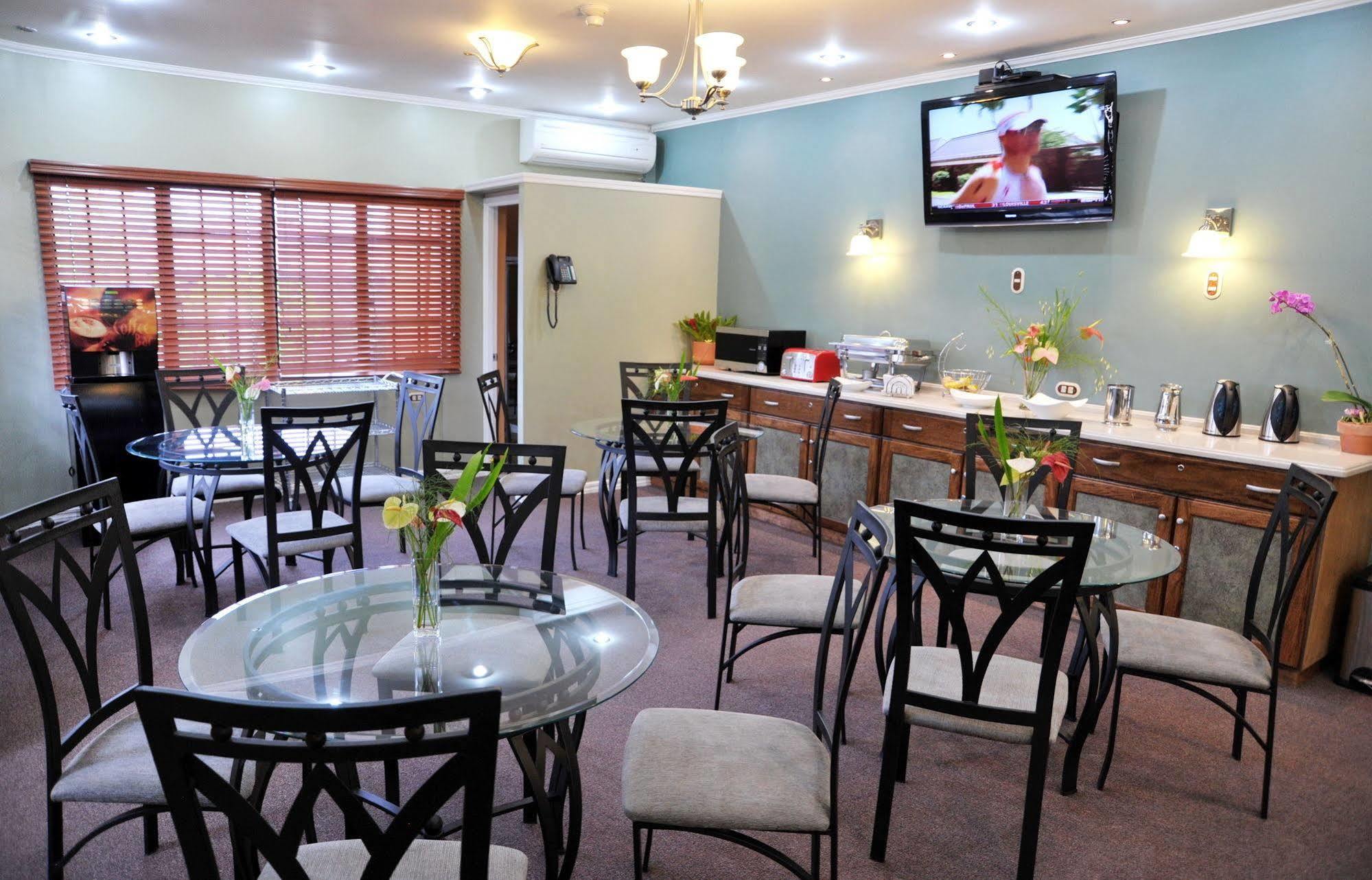 Culture Crossroads Inn Port of Spain Bagian luar foto