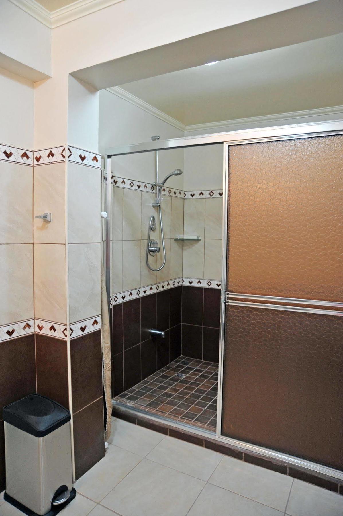 Culture Crossroads Inn Port of Spain Bagian luar foto