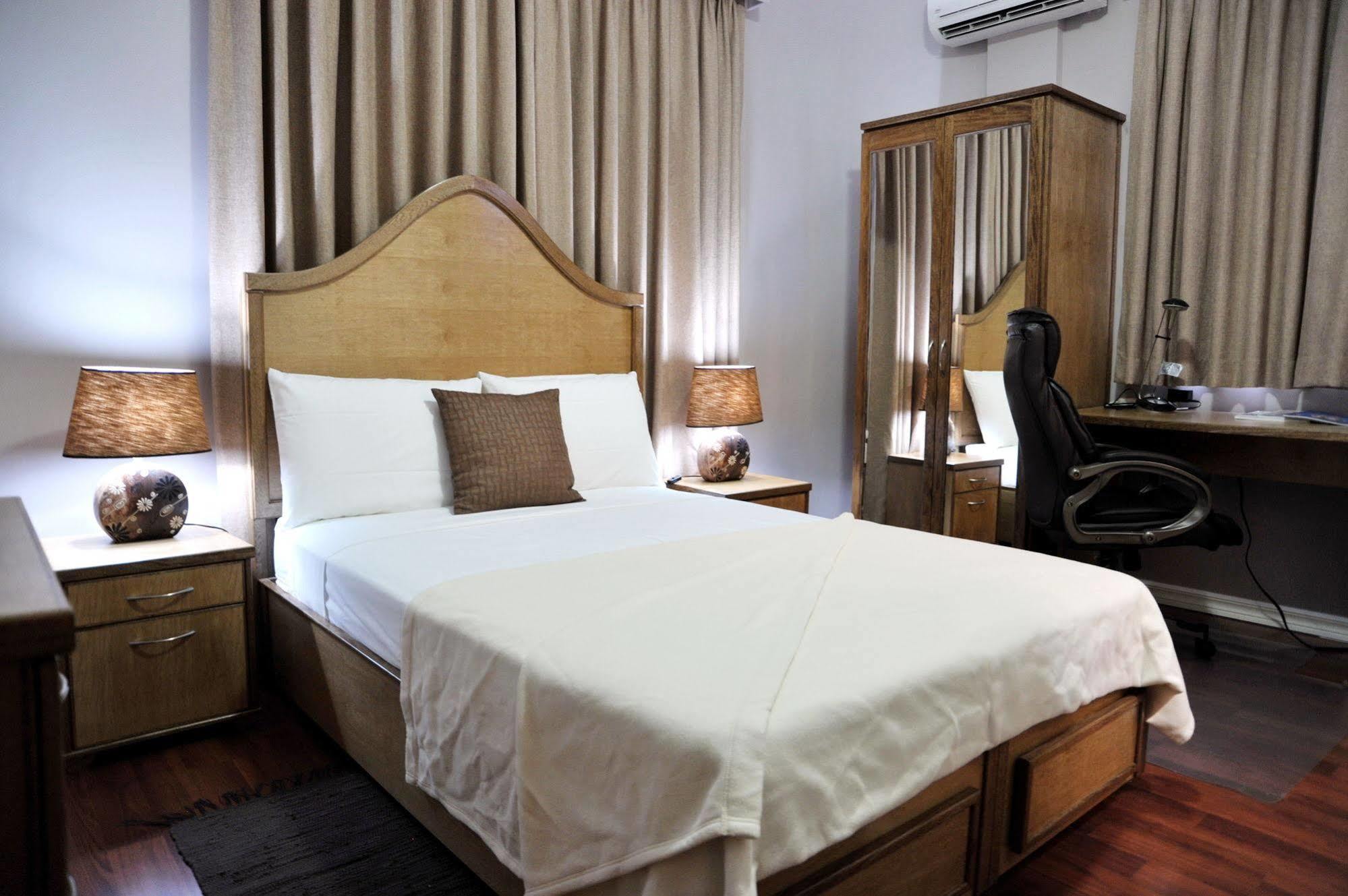 Culture Crossroads Inn Port of Spain Bagian luar foto