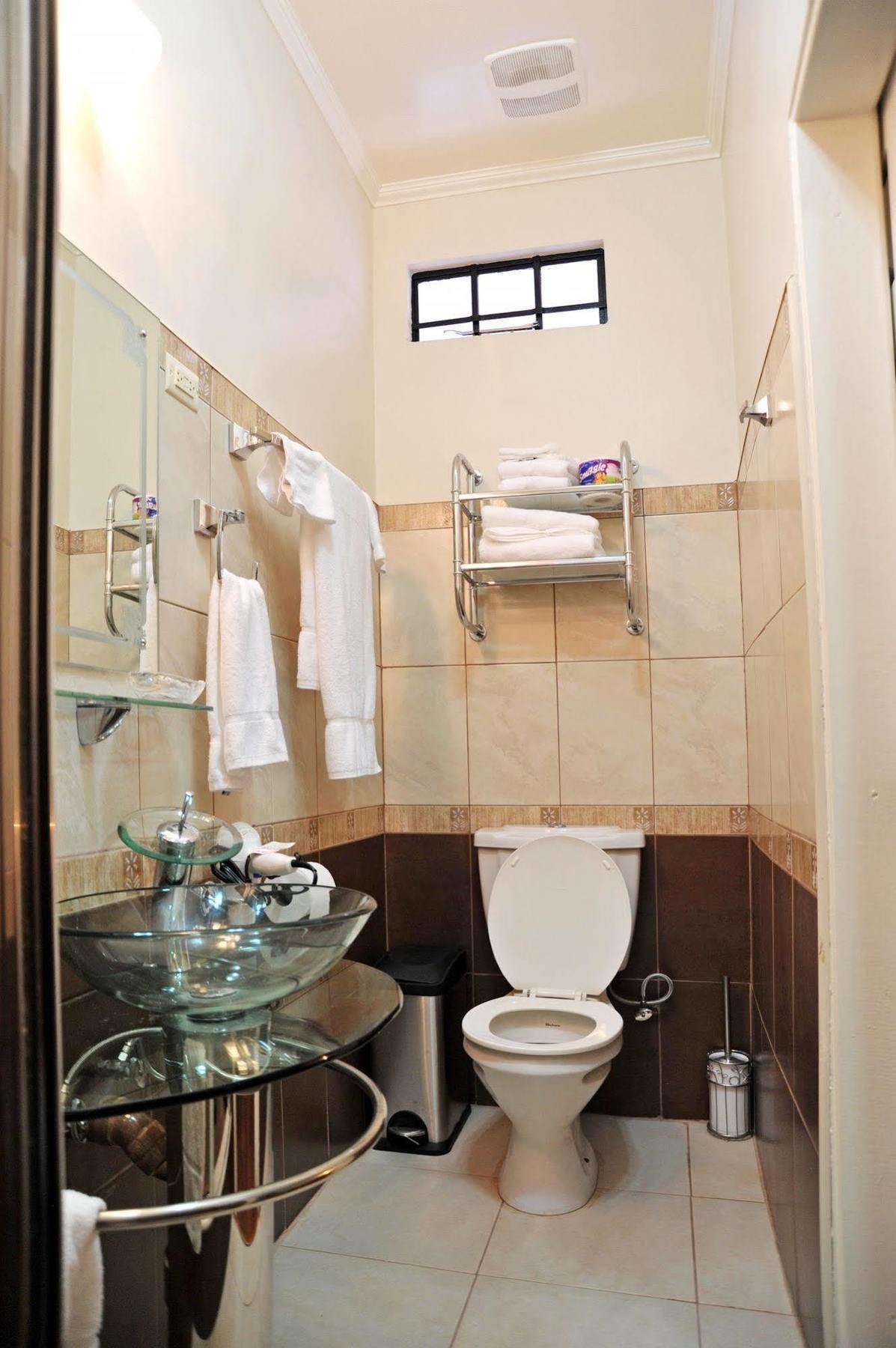 Culture Crossroads Inn Port of Spain Bagian luar foto