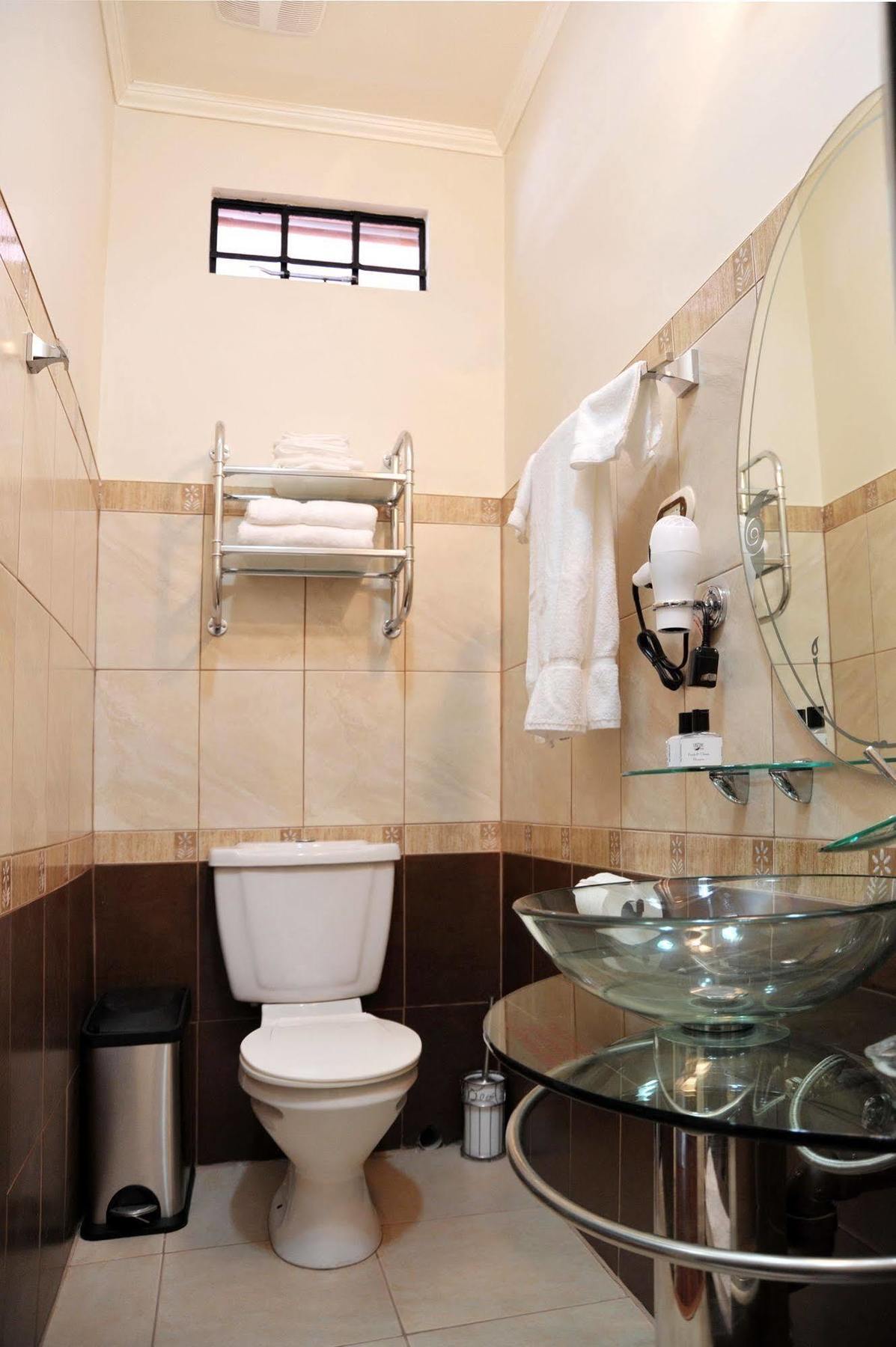 Culture Crossroads Inn Port of Spain Bagian luar foto