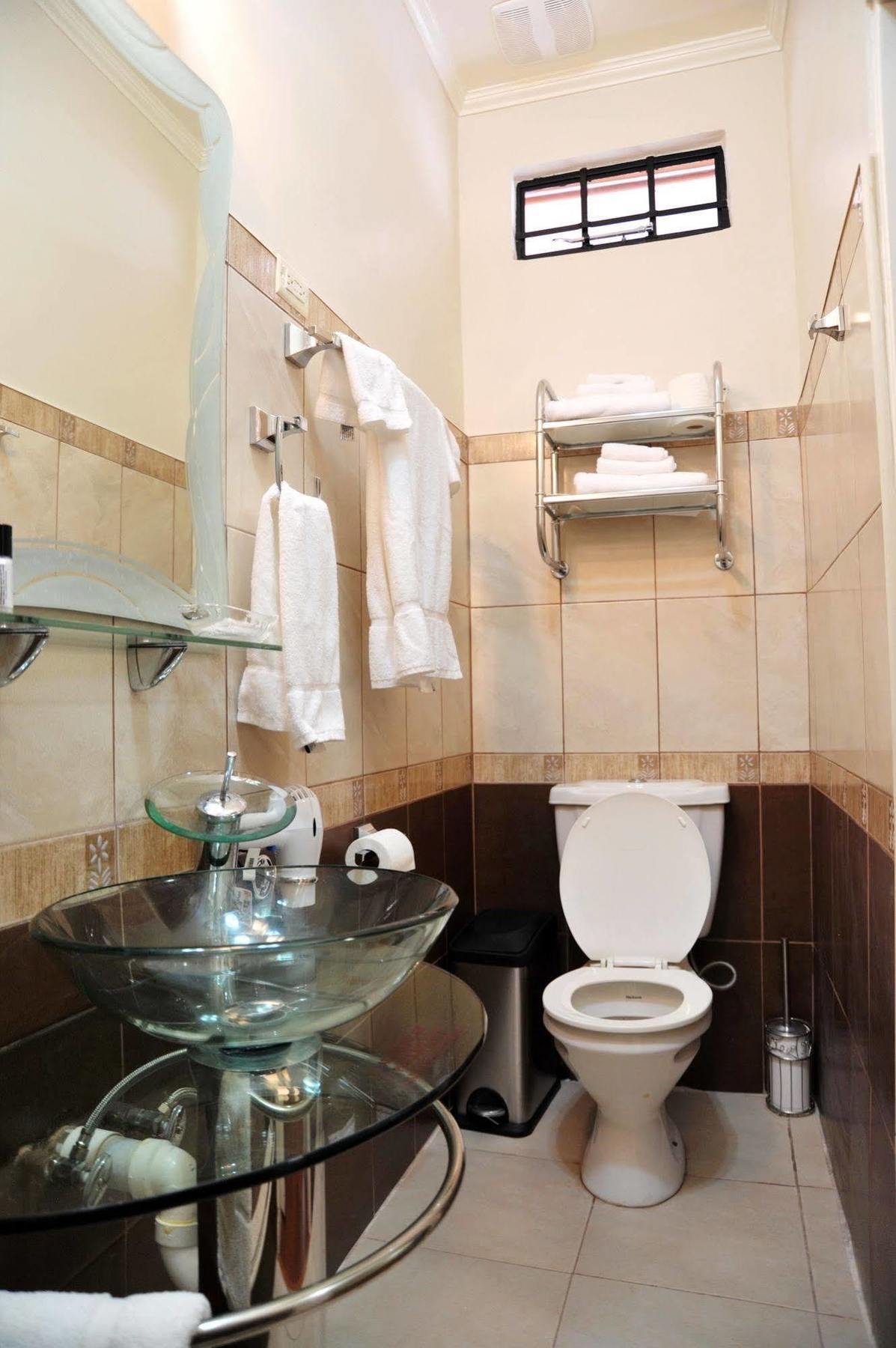 Culture Crossroads Inn Port of Spain Bagian luar foto