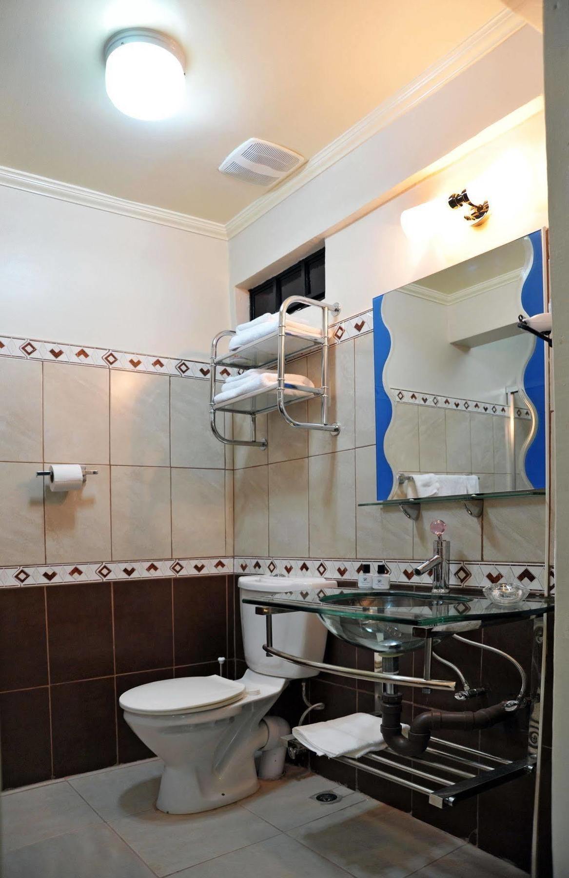 Culture Crossroads Inn Port of Spain Bagian luar foto