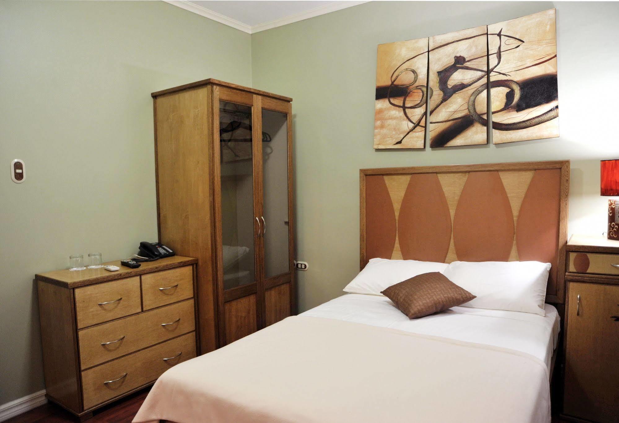 Culture Crossroads Inn Port of Spain Bagian luar foto